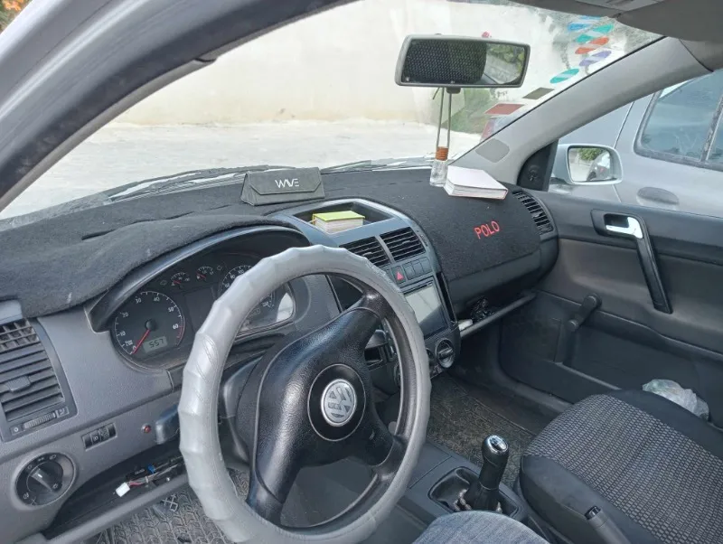 Volkswagen Polo Essence 2003 à Monastir - Photo 1