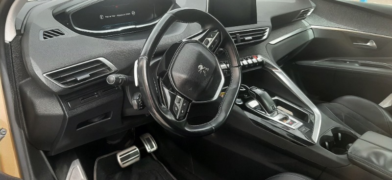 Peugeot 3008 Essence 2018 à Tunis - Photo 2