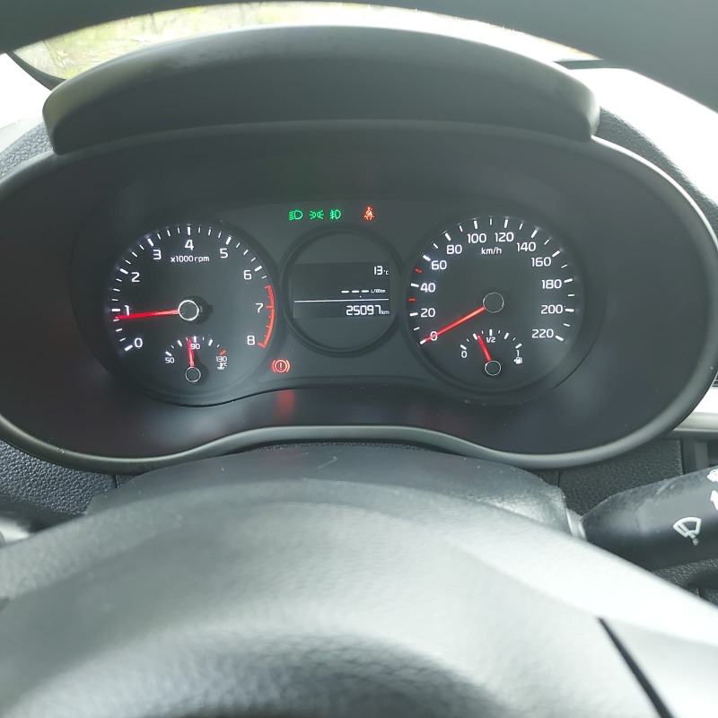 Kia PICANTO Essence 2022 à Tunis - Photo 8
