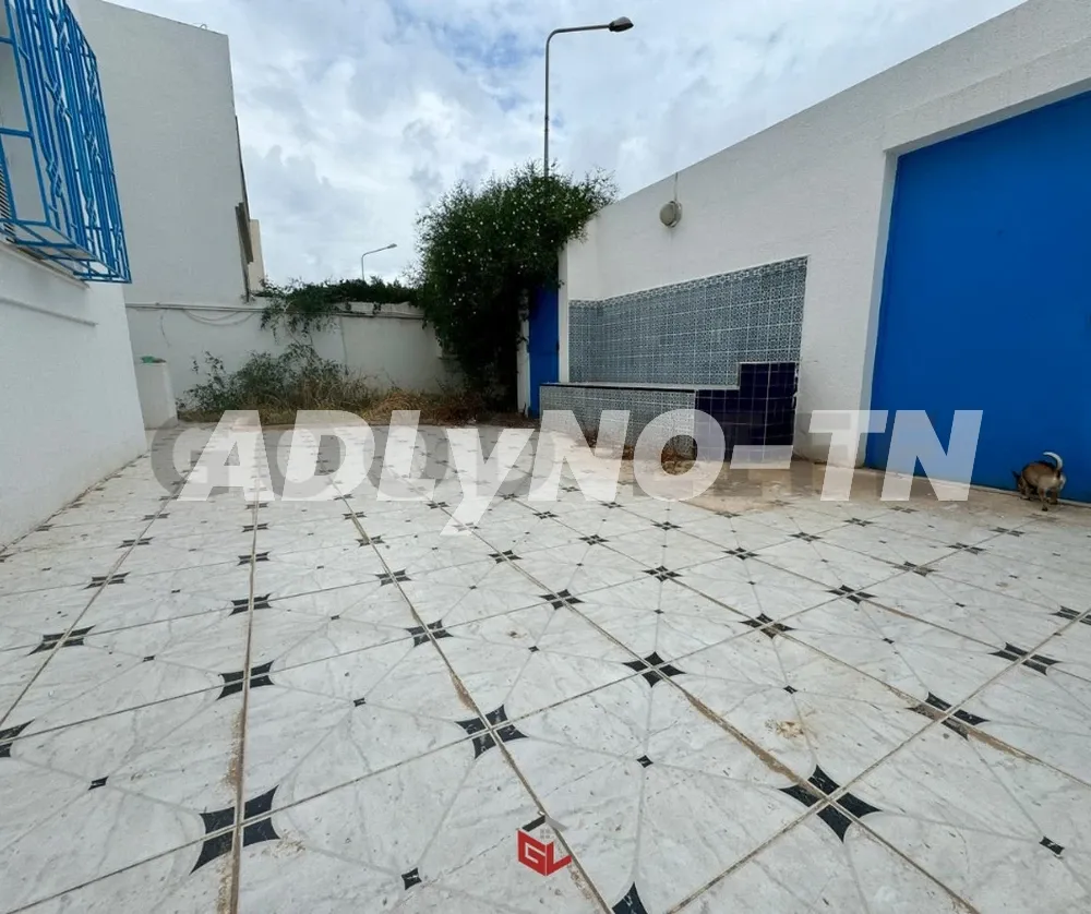  un appartement s+1 vide a louer situé a Bardo Rue Bayrouth 