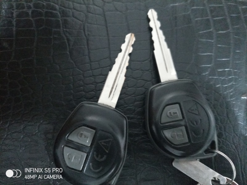 Suzuki Celerio Essence 2023 à Kairouan - Photo 2