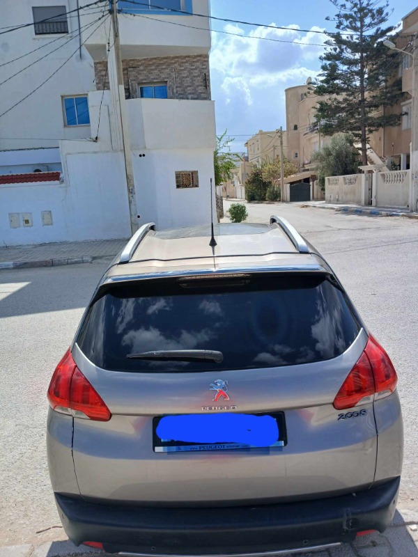 Peugeot 2008 Essence 2015 à Nabeul - Photo 1