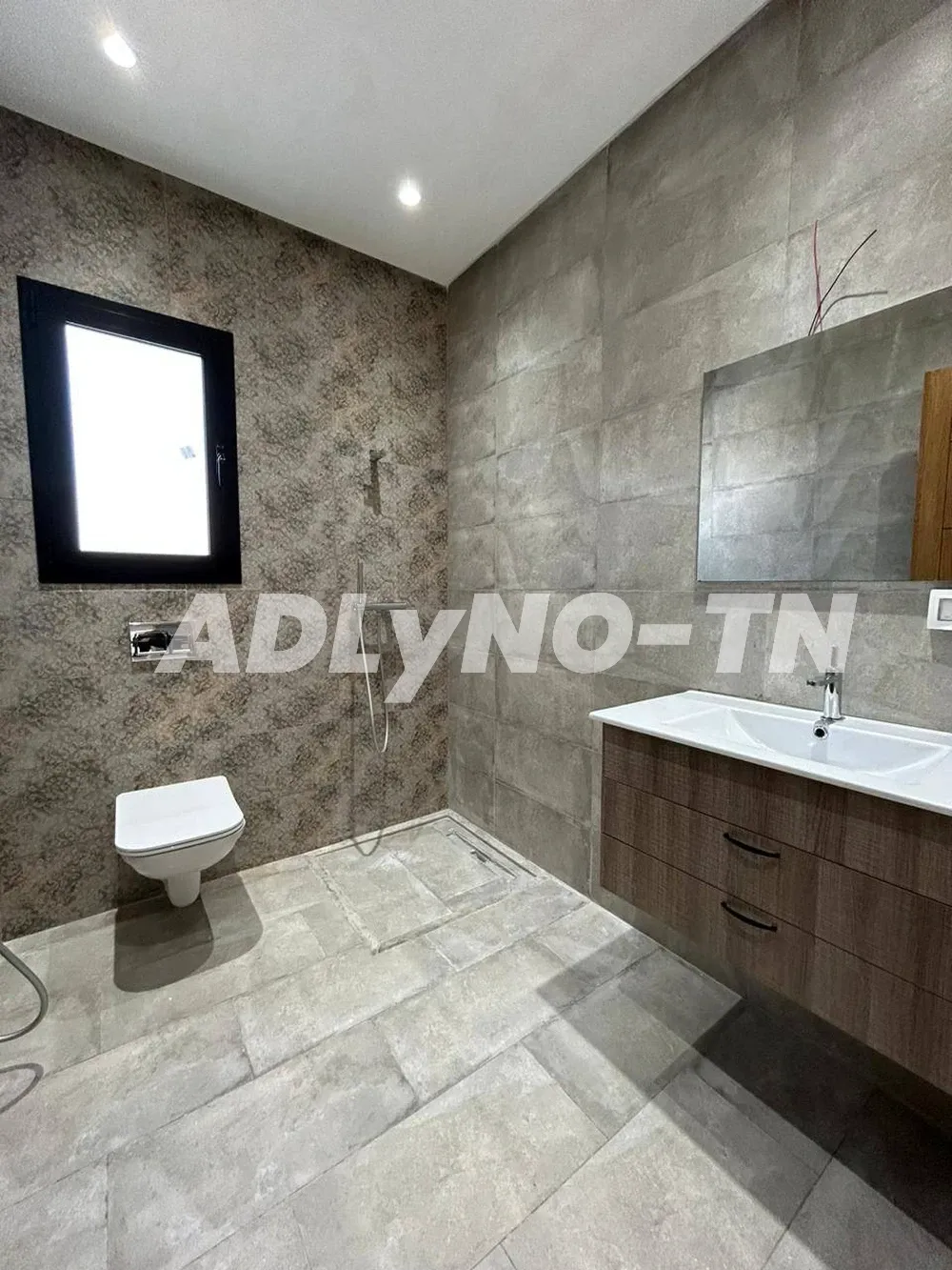 Etage de villa en s+3 à Ariana - Photo 4