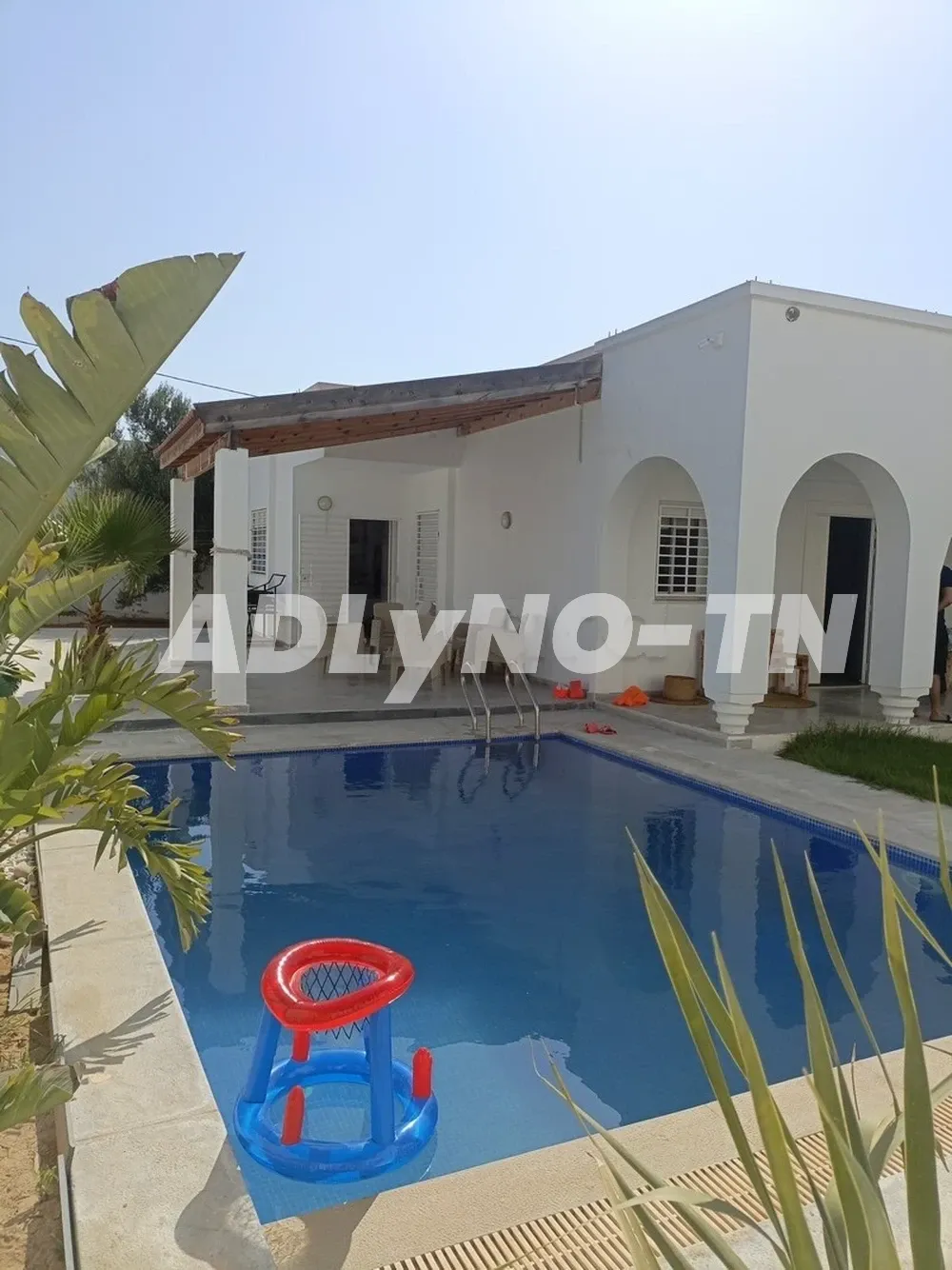  Une villa toute neuve avec piscine à vendre à Hammamet Sud 51355351 