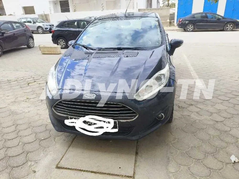 échange ford Fiesta titanium à Tunis - Photo 8