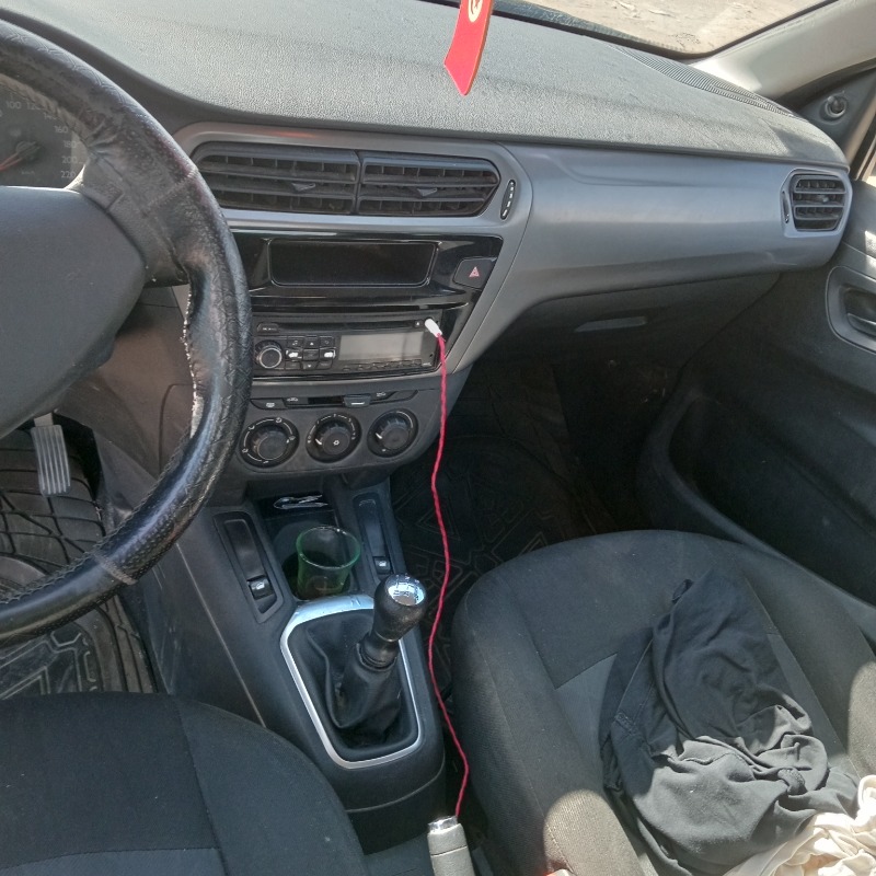 Citroen C3 Essence 2014 à Sfax - Photo 9