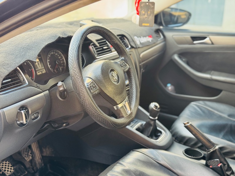 Volkswagen Jetta Diesel 2011 à Tunis - Photo 4
