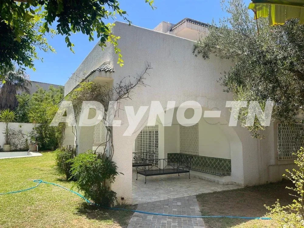 BELLE ET GRANDE VILLA A VENDRE A HAMMAMET NORD ZONE TOURISTIQUE à Nabeul - Photo 1