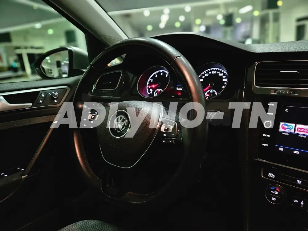 Volkswagen Golf 7.5 à Monastir - Photo 6