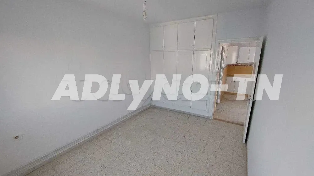 Etage Villa S+2 Pour Etudiants Cité La Gazelle à Ariana - Photo 4