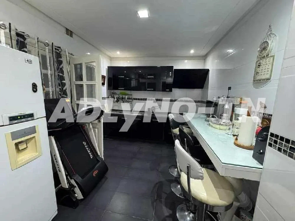 APPARTEMENT s+3 AVEC JARDIN A ENNASR 1 à Ariana - Photo 5