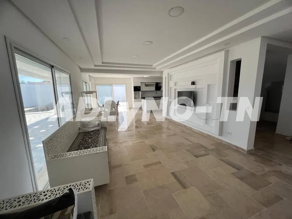 ?Ⓜ️ Villa à vendre zone touristique ? منزل للبيع في المنطقة السياحية جربة à Medenine - Photo 1