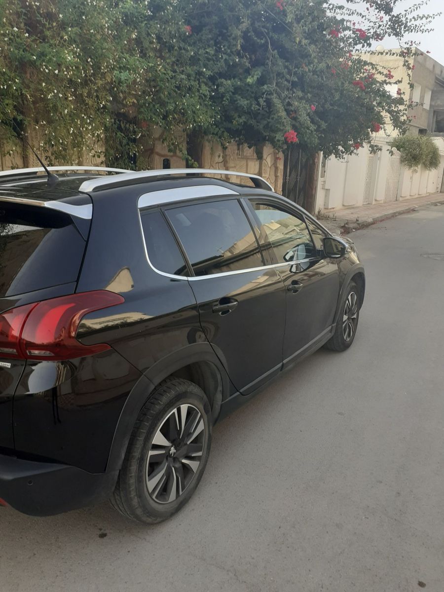 Peugeot 2008 à Tunis - Photo 4