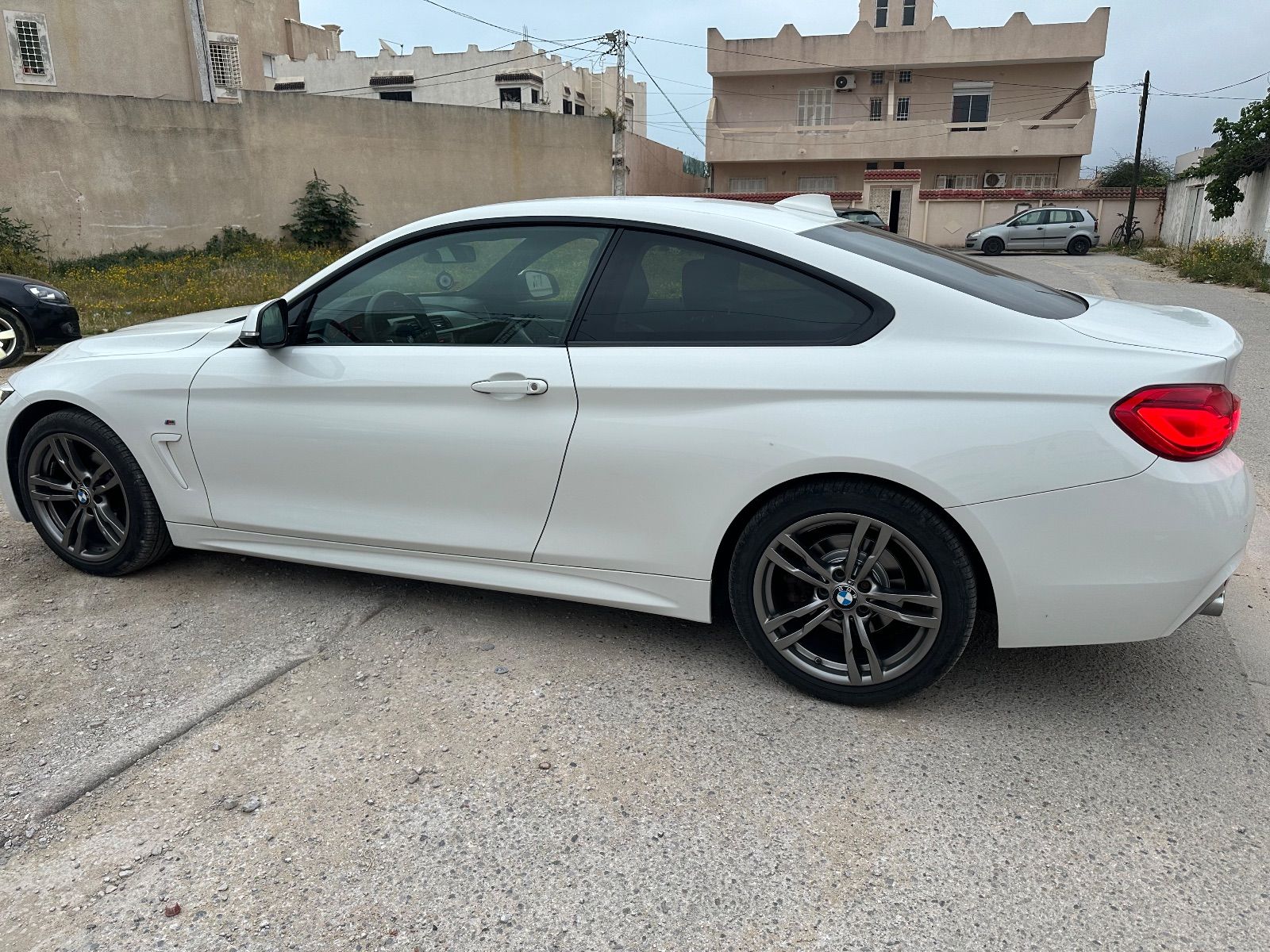 BMW Série 4 Coupé Pack M à Tunis - Photo 6