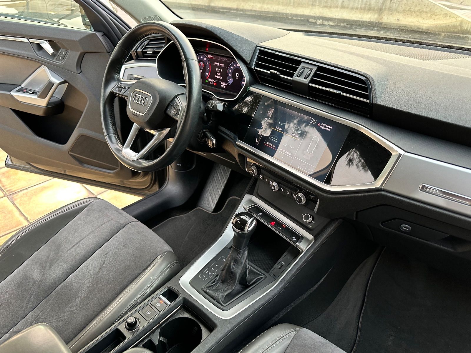 Audi Q3 2.0 TDI à Tunis - Photo 12