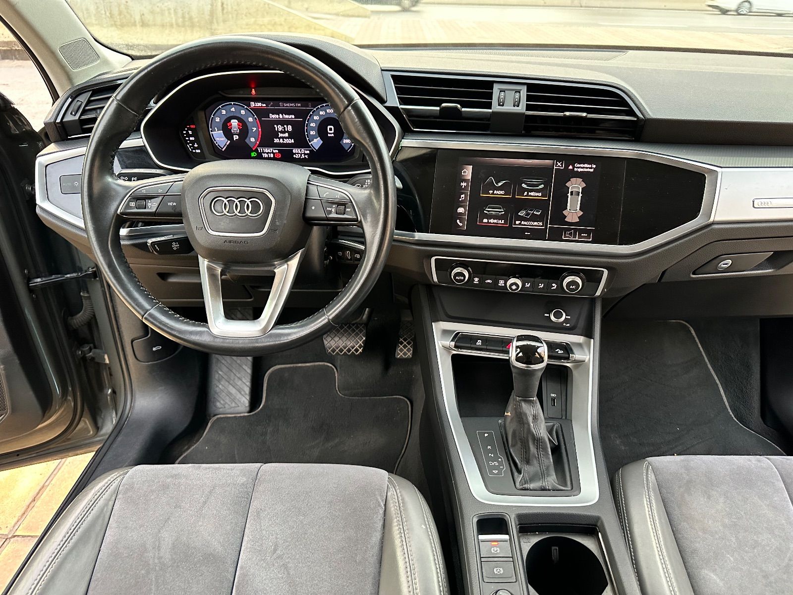 Audi Q3 2.0 TDI à Tunis - Photo 18