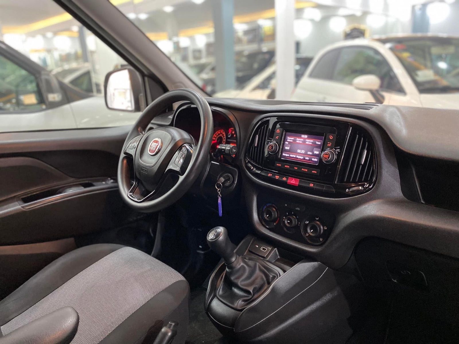 Fiat Doblo à Tunis - Photo 7