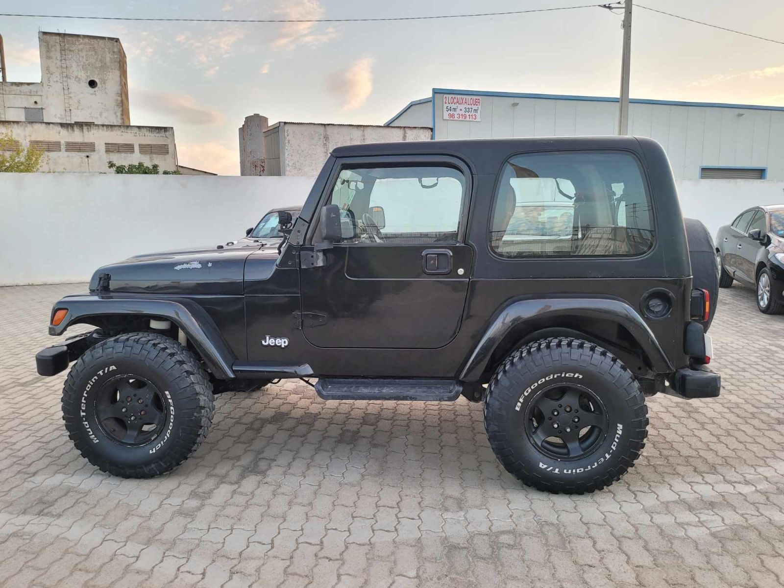 Jeep Wrangler Rubicon à Nabeul - Photo 4