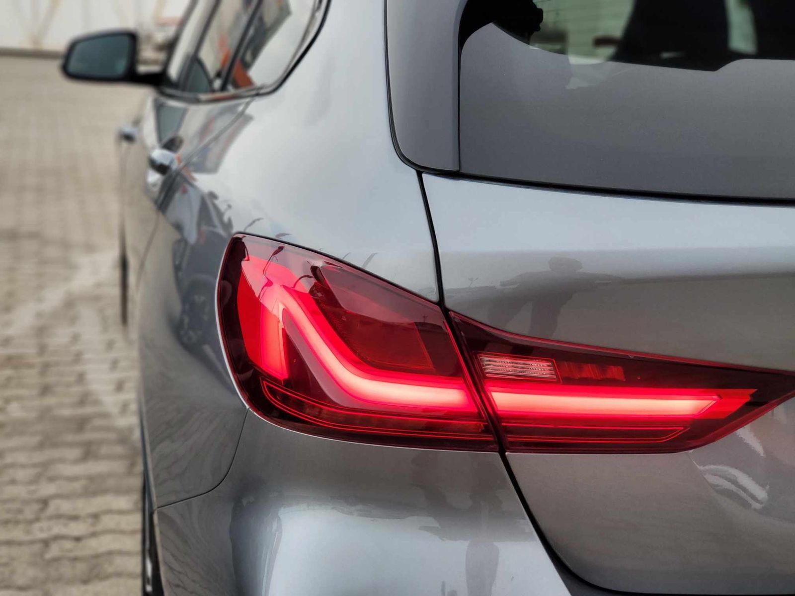 BMW Série 1 Business Line Plus à Tunis - Photo 11