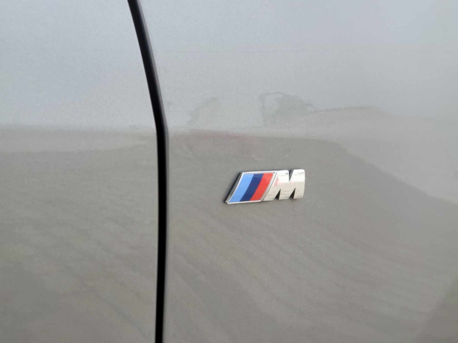 BMW Série 1 Business Line Plus à Tunis - Photo 6