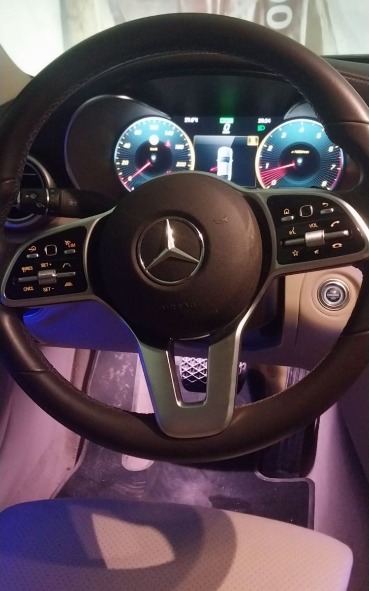 Mercedes-Benz Classe C à Ariana - Photo 10