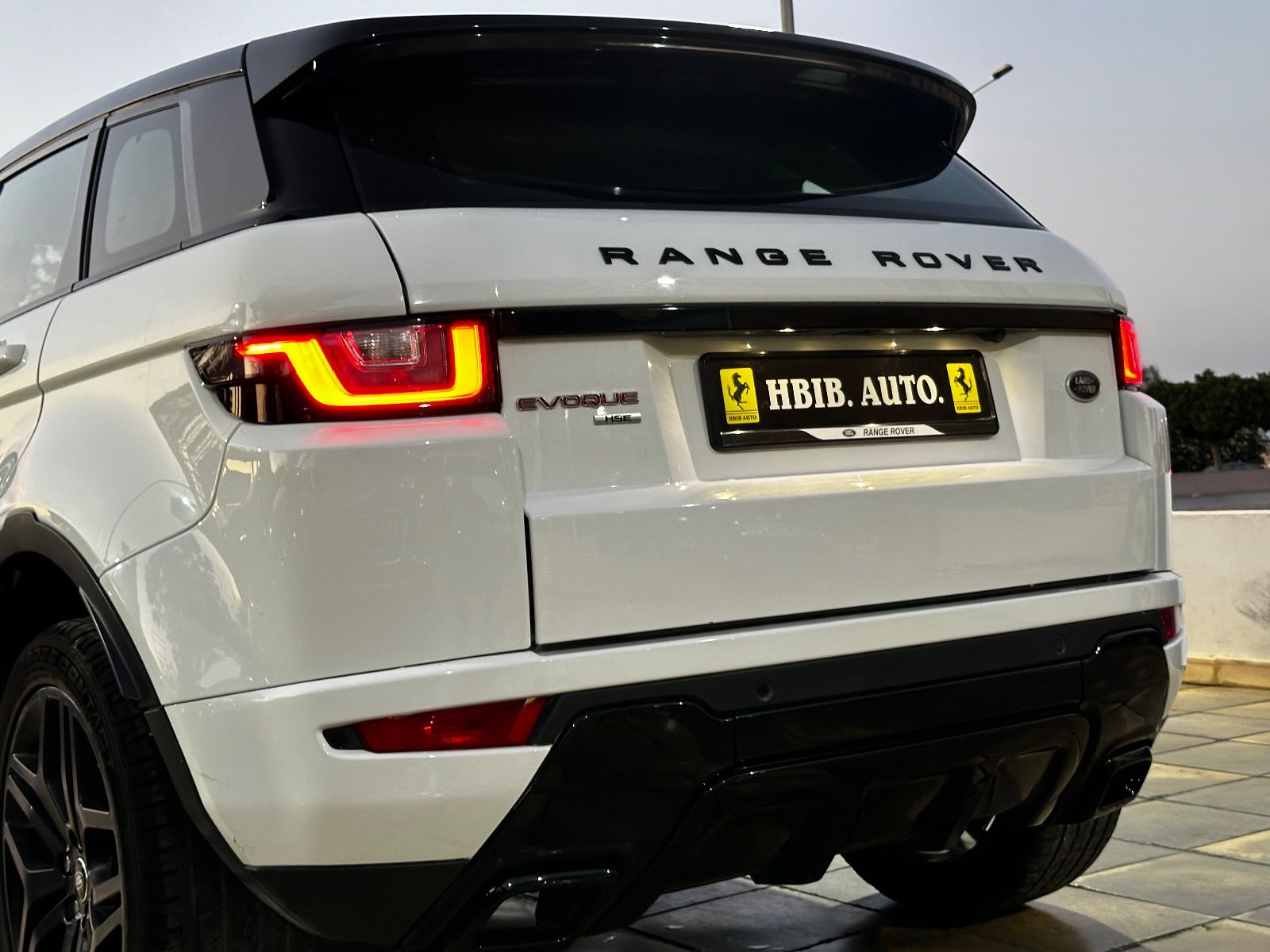 Land Rover Range Rover Evoque à Tunis - Photo 22