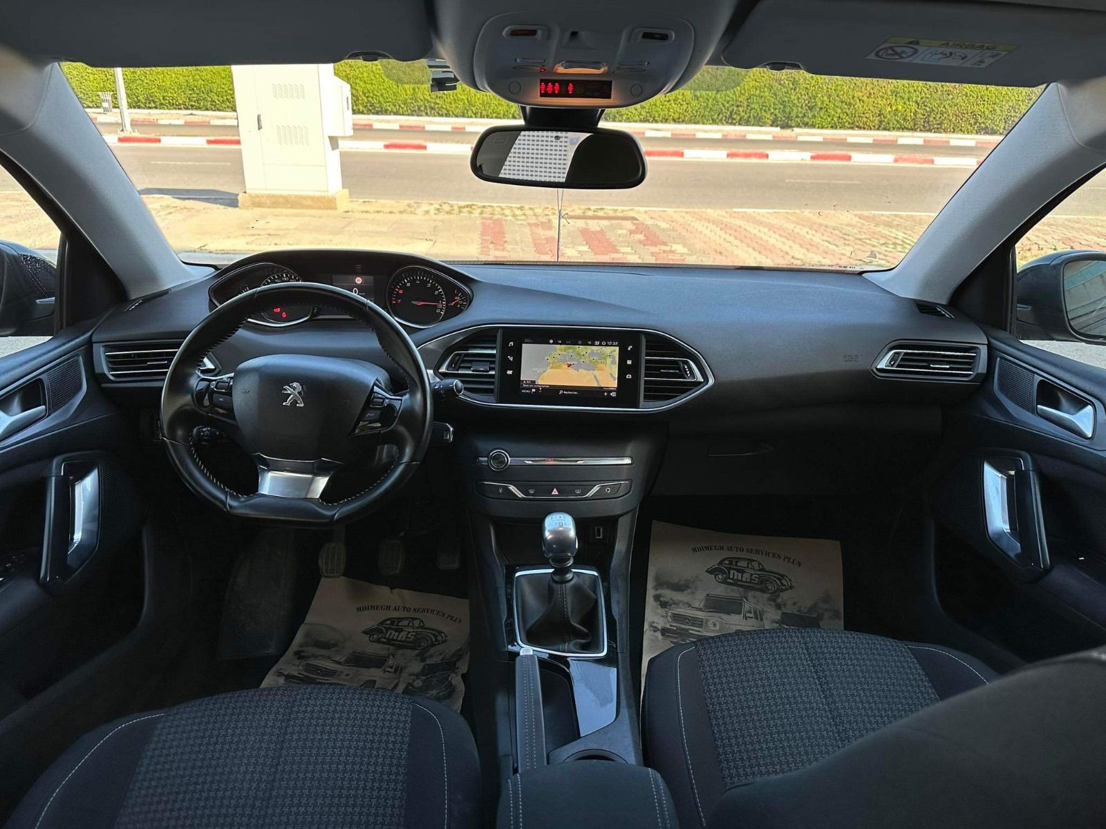 Peugeot 308 Allure à Monastir - Photo 7