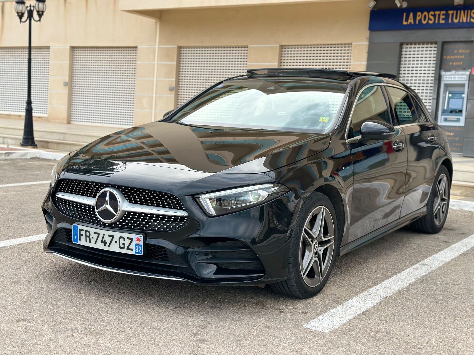 Mercedes-Benz Classe A A 180 D à Ariana - Photo 1