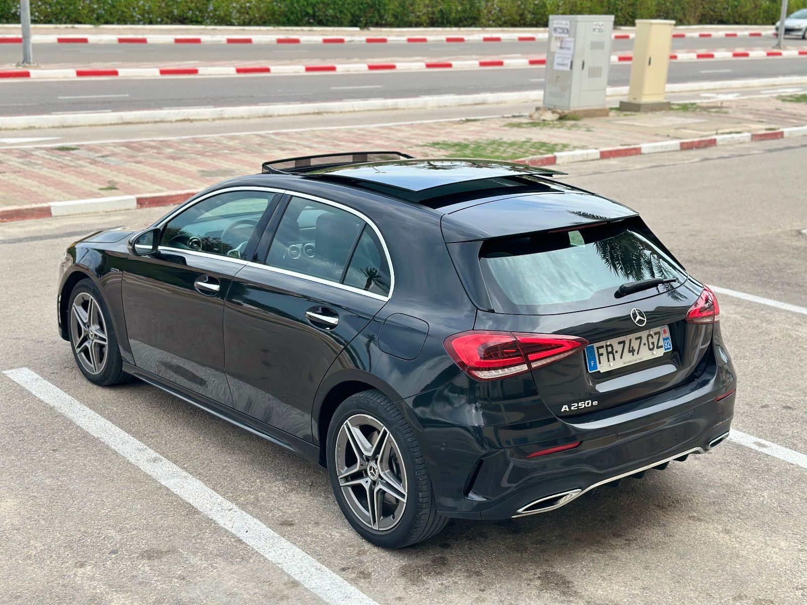 Mercedes-Benz Classe A A 180 D à Ariana - Photo 3