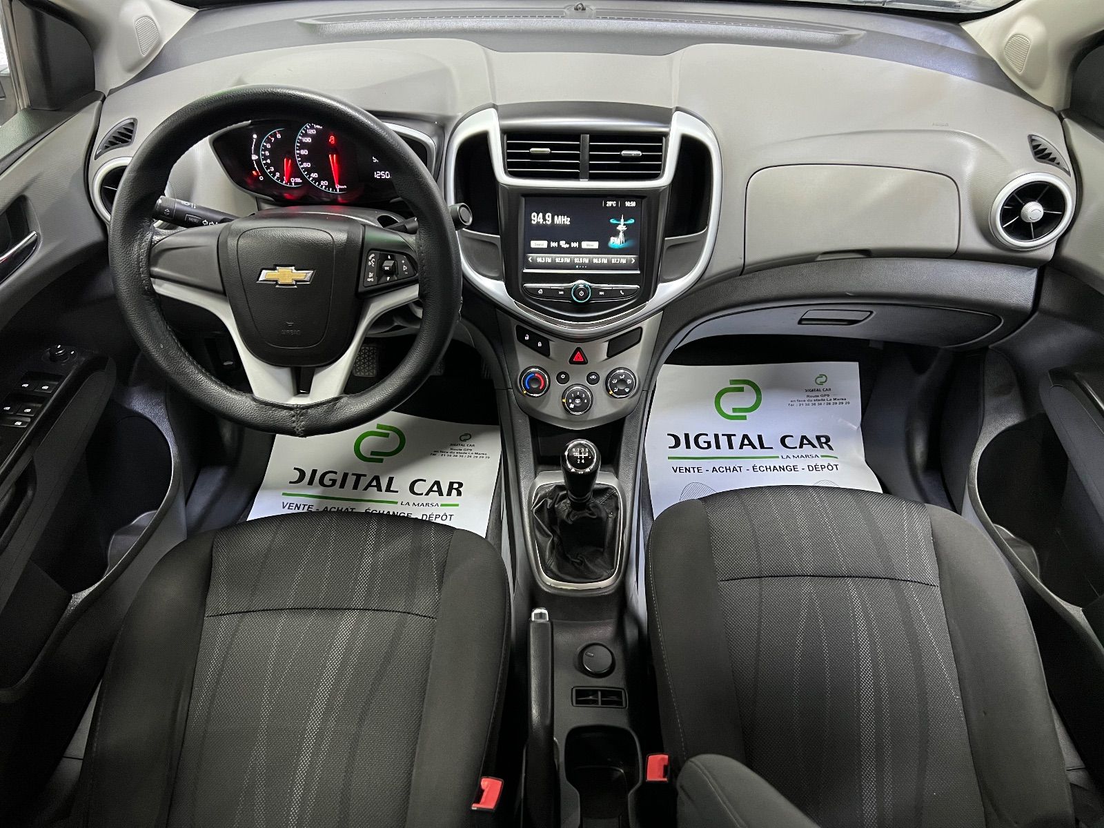 Chevrolet Sonic LS à Ben Arous - Photo 18