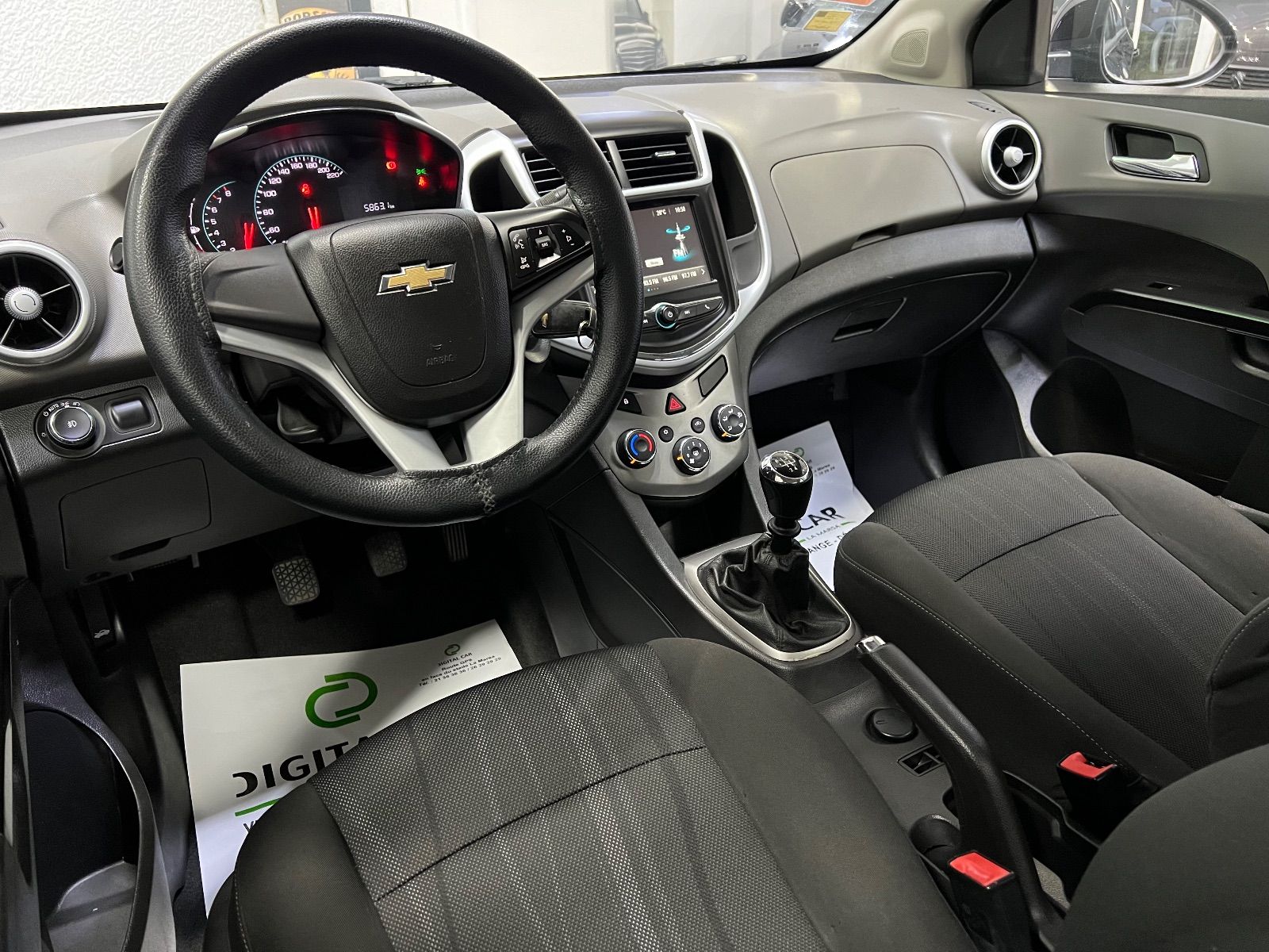Chevrolet Sonic LS à Ben Arous - Photo 19