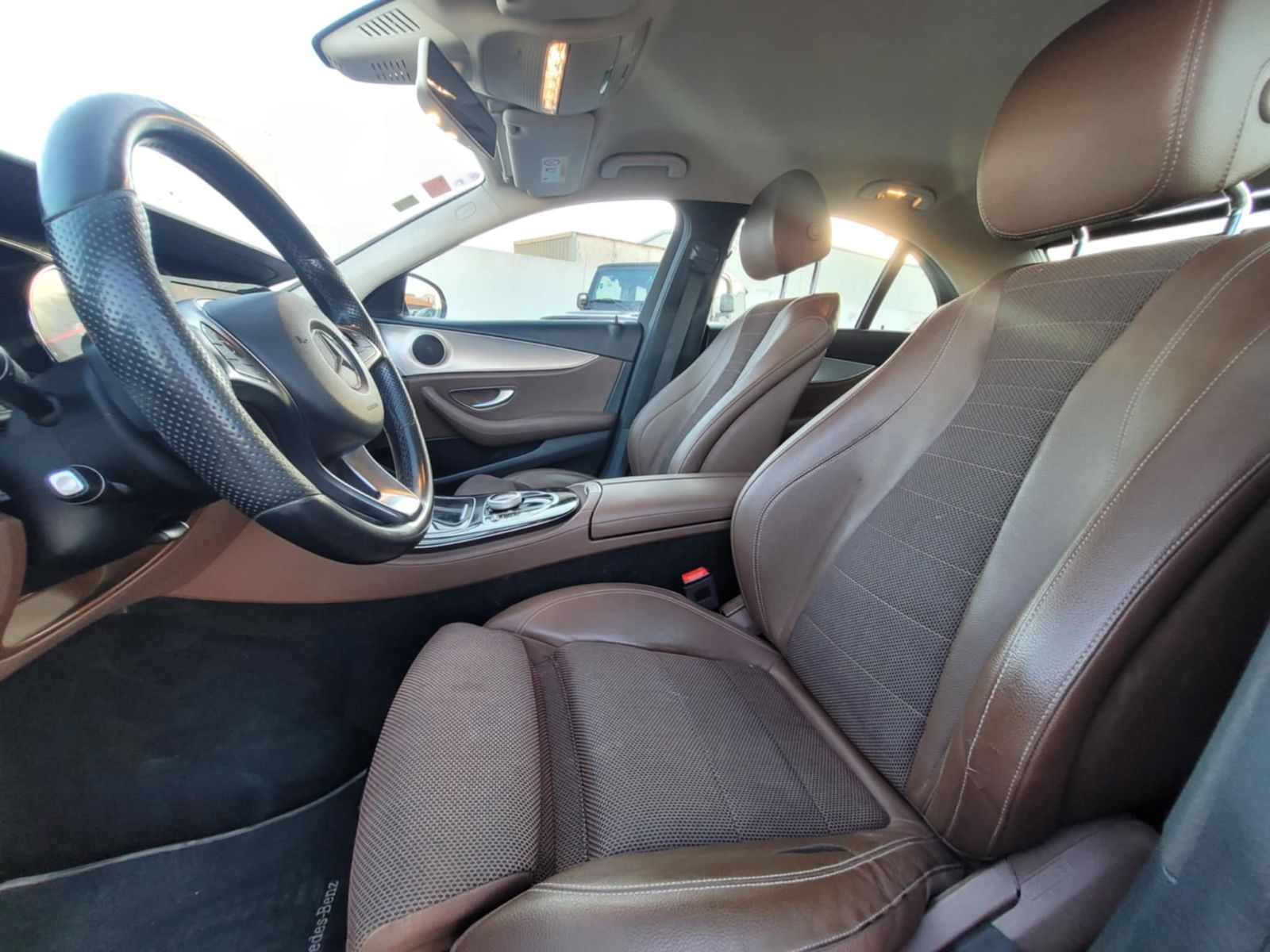 Mercedes-Benz Classe E à Ben Arous - Photo 16