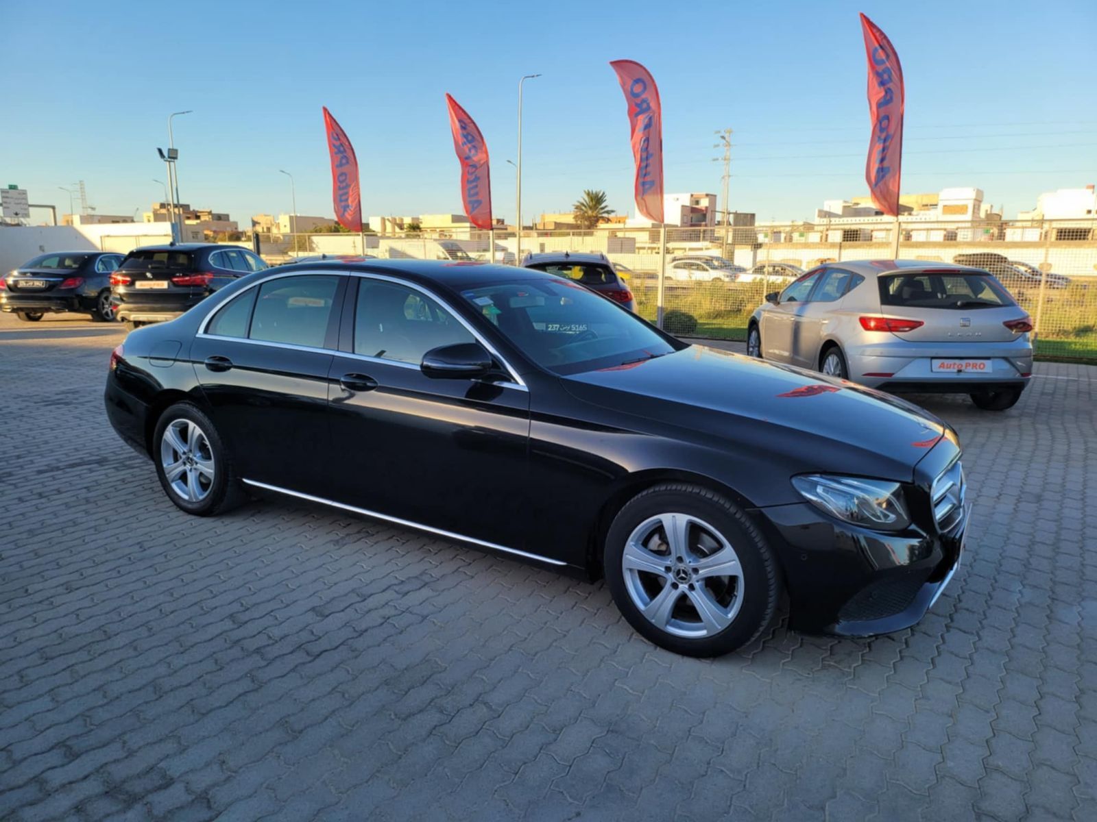 Mercedes-Benz Classe E à Ben Arous - Photo 8