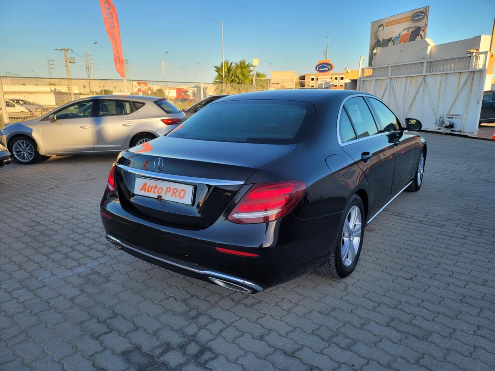 Mercedes-Benz Classe E à Ben Arous - Photo 3