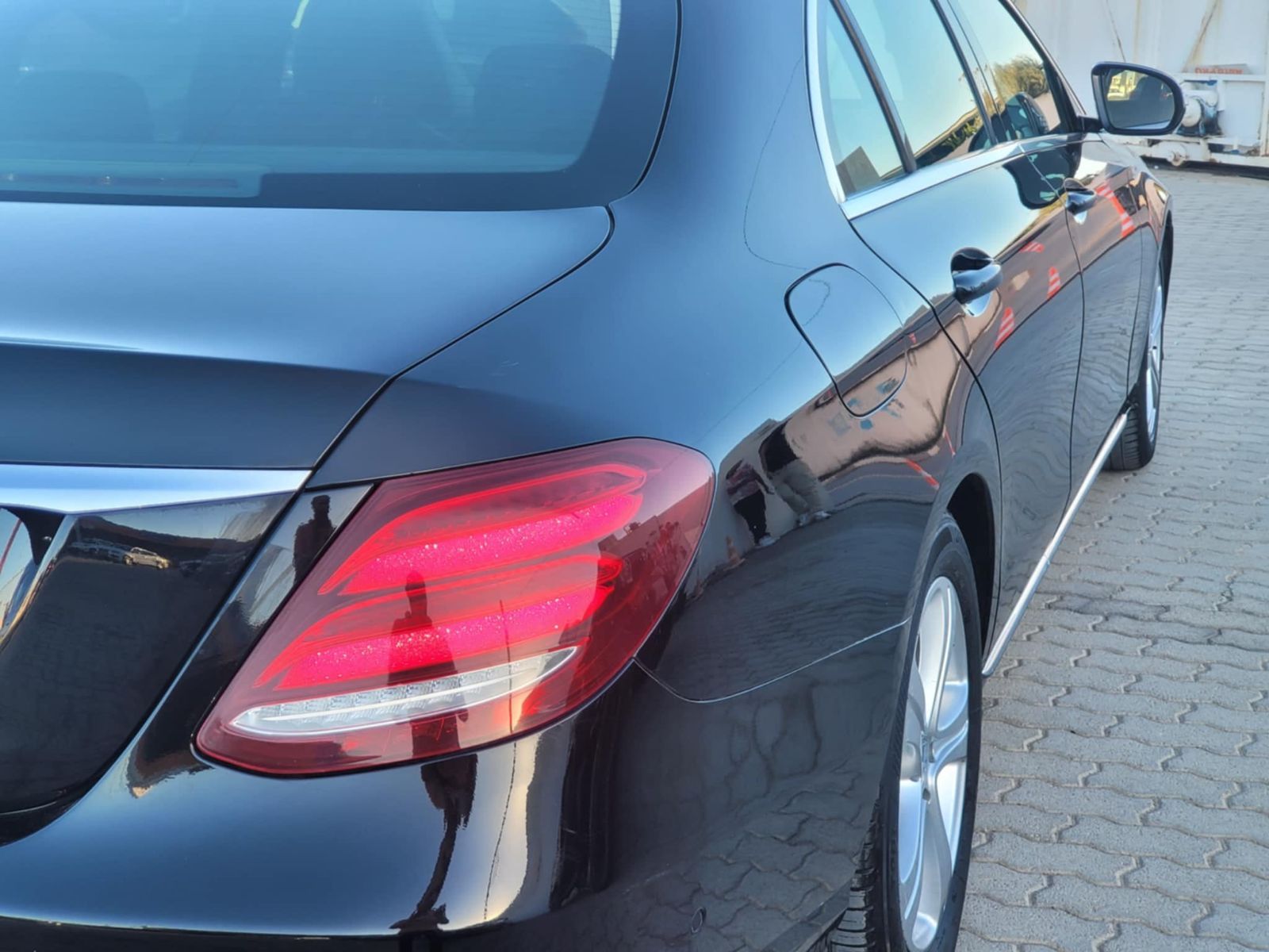 Mercedes-Benz Classe E à Ben Arous - Photo 11