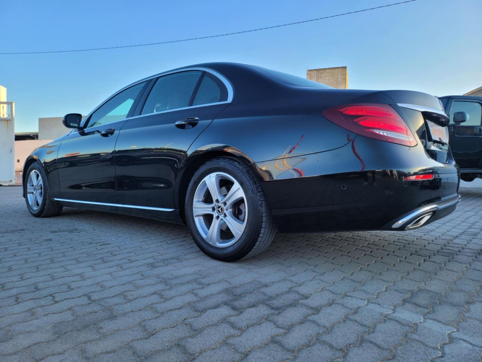 Mercedes-Benz Classe E à Ben Arous - Photo 17