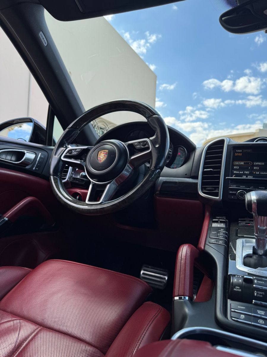 Porsche Cayenne A vendre ou échange à Tunis - Photo 7