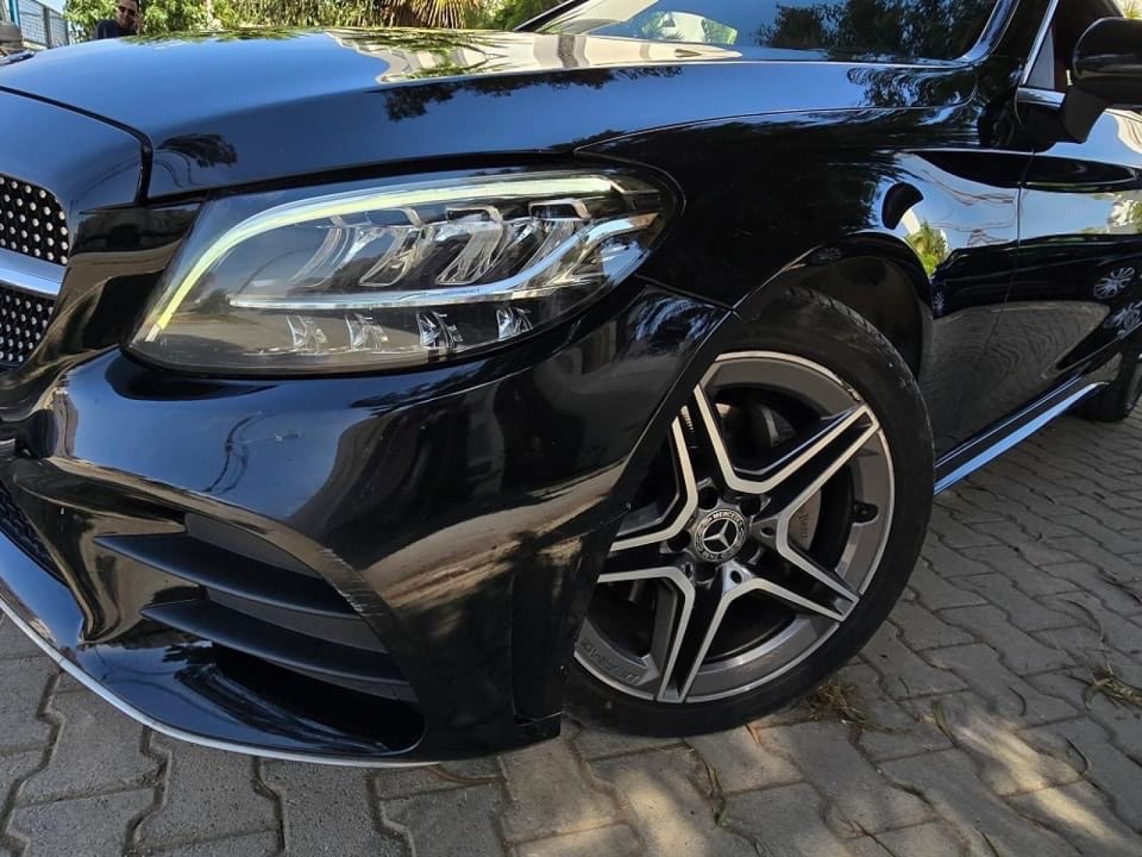 Mercedes-Benz Classe C coupé à sousse - Photo 9