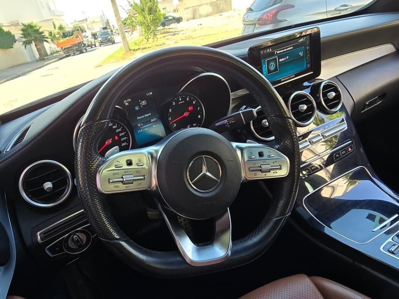 Mercedes-Benz Classe C coupé à sousse - Photo 8