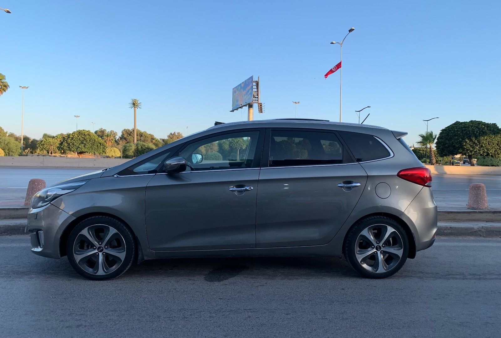 KIA Carens à Monastir - Photo 5