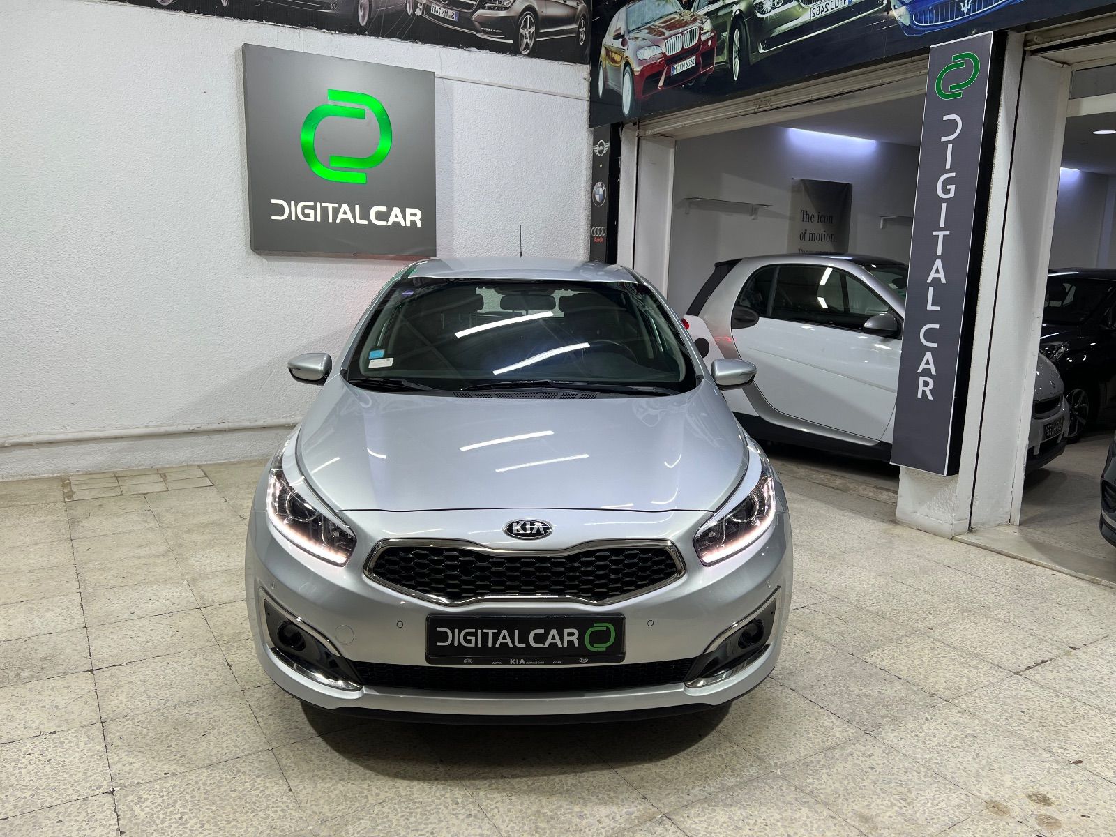 KIA Cerato 5p GT-Line à Ariana - Photo 2