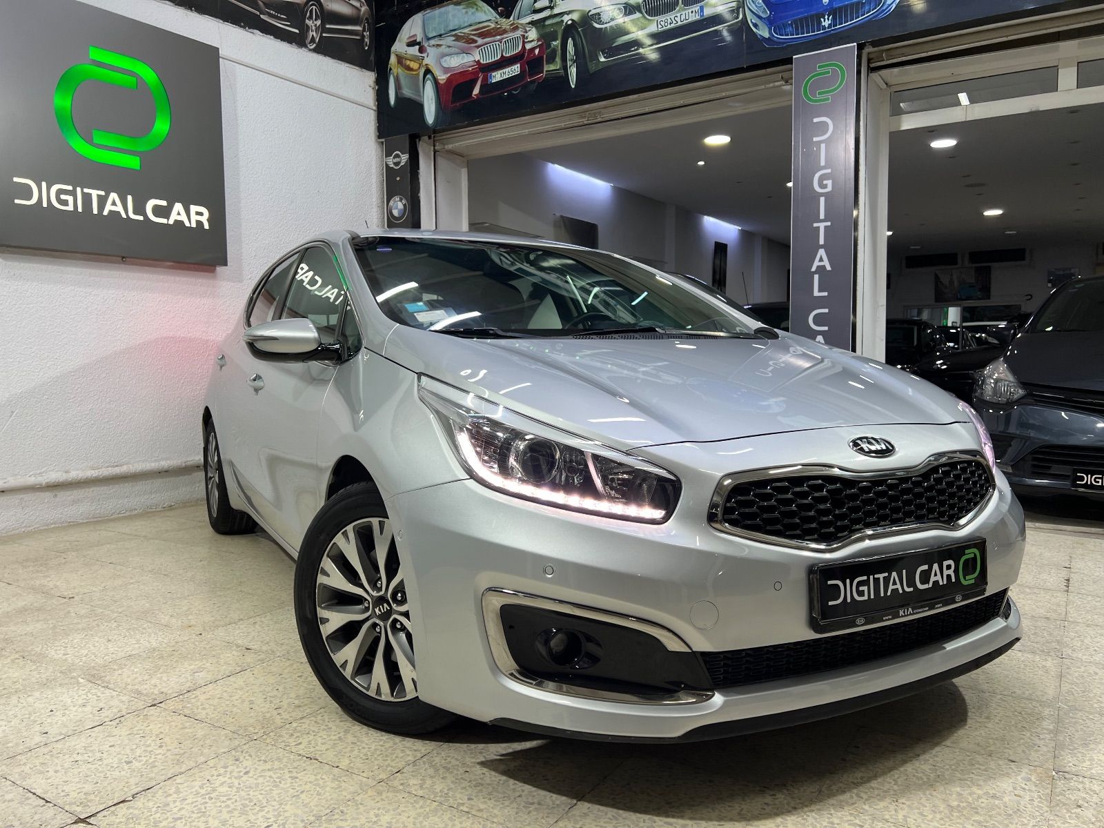 KIA Cerato 5p GT-Line à Ariana - Photo 3