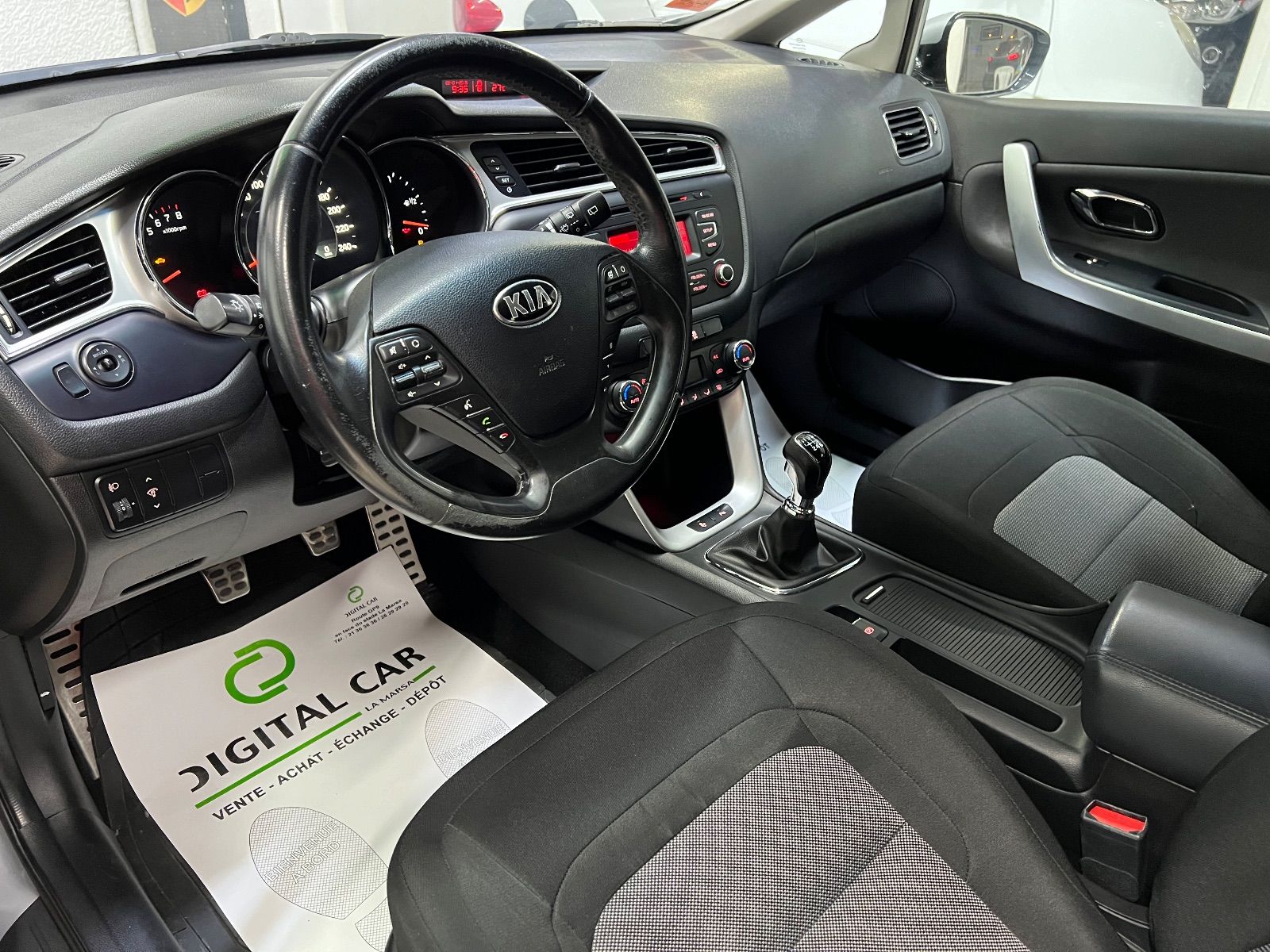 KIA Cerato 5p GT-Line à Ariana - Photo 19