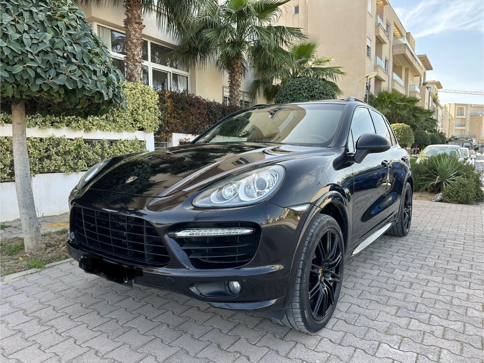 Porsche Cayenne à Tunis - Photo 4