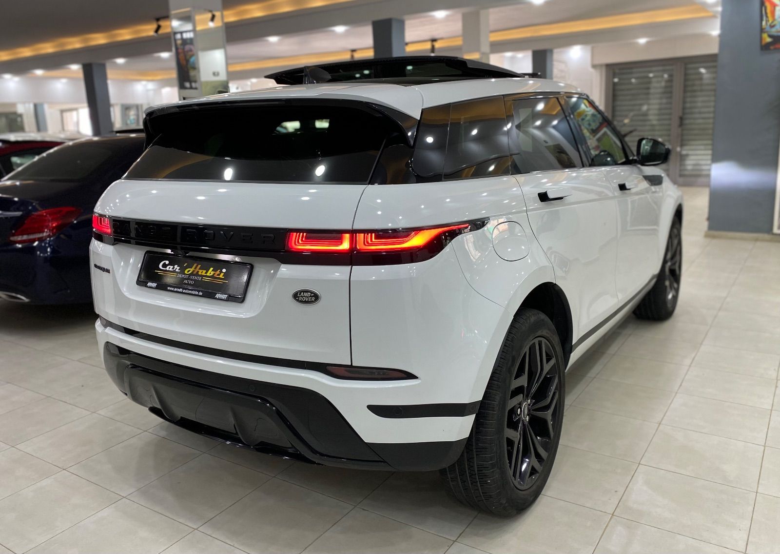 Land Rover Range Rover Evoque R-Dynamic S à Tunis - Photo 5