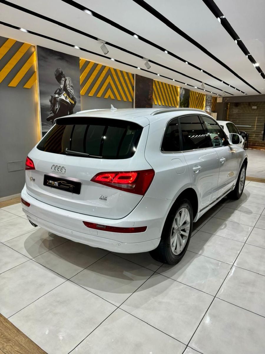 Audi Q5 Prestige Plus à Nabeul - Photo 3