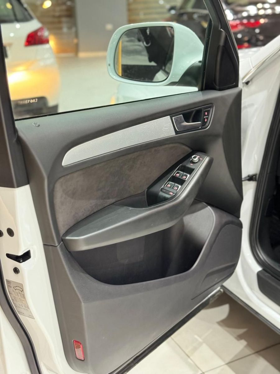Audi Q5 Prestige Plus à Nabeul - Photo 8
