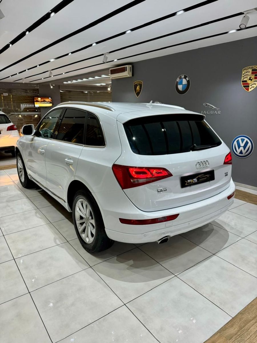 Audi Q5 Prestige Plus à Nabeul - Photo 4