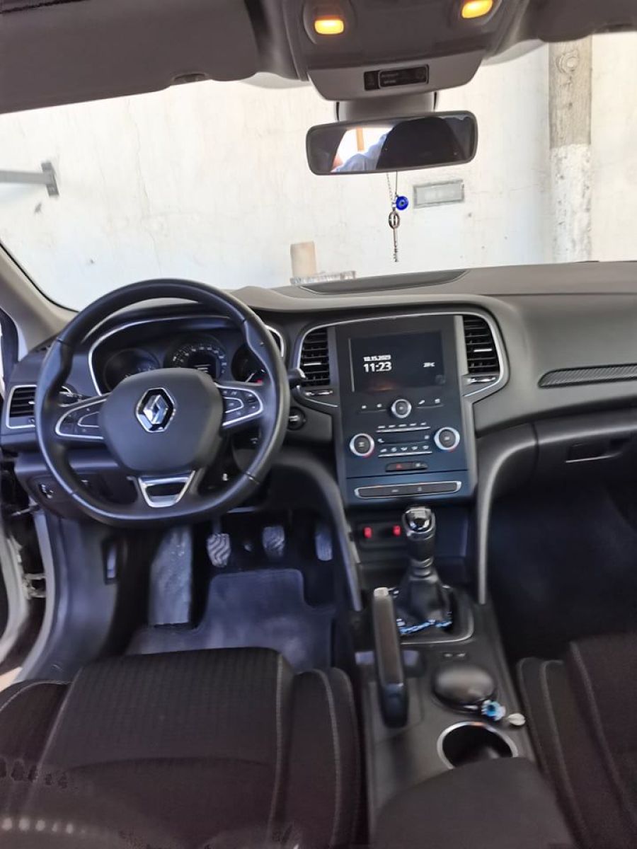 Renault Megane Sedan à Ben Arous - Photo 3
