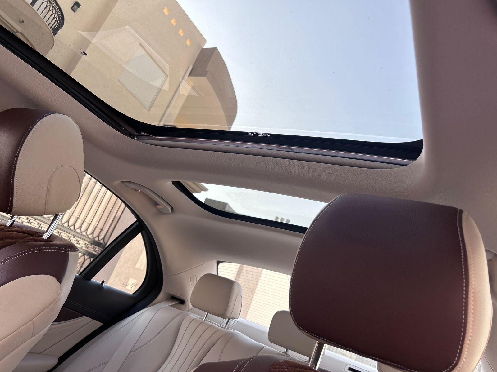 Mercedes-Benz Classe E à sousse - Photo 4